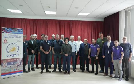 Skupstina Evropskog saveza za nadvlacenje konopca1.jpg