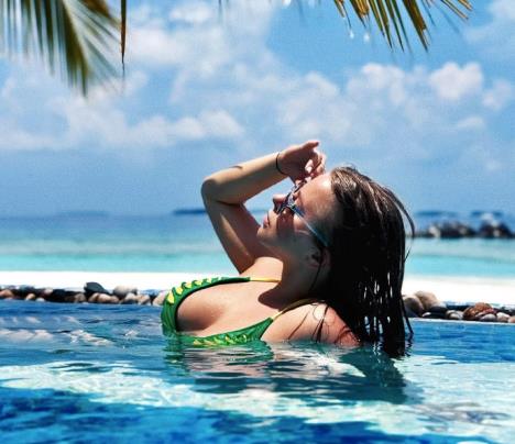 2025-04-18 12_08_54-Rina Alexandrova (@kandrogera) • Instagram photos and videos.png