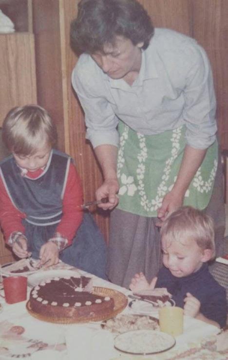 Tatjana Macura, Uskrs.jpg