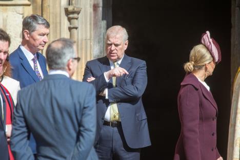 Princ Endrju na Uskrnjoj ceremoniji