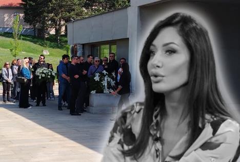 WhatsApp Image 2025-04-21 at 09.44.12_913e1939 copy.jpg