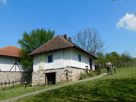 TRŠIĆ - Muzej jezika i pisma u Tršiću.JPG