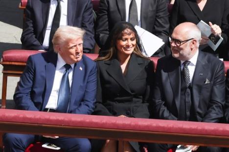 donald tramp melanija tramp na sahrani pape franje profimedia-0992471061.jpg