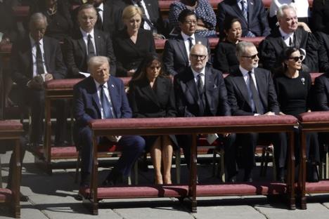 donald tramp melanija tramp na sahrani pape franje profimedia-0992681194.jpg