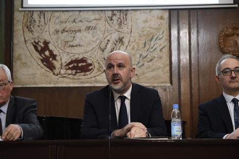 101 Beta Dragan Gojic.jpg