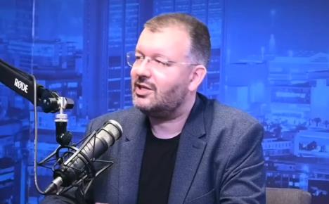 2025-05-01 09_47_46-(3) Detektor laži on X_ _PROFESOR RAZOKTRIO KO FINANSIRA BLOKADERE_ _Jasno je da.jpg