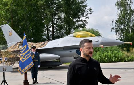 Volodimir Zelenski F-16.jpg