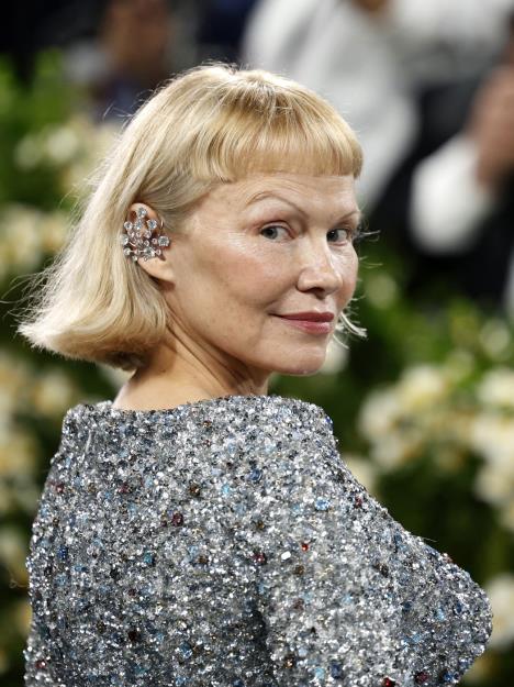 Pamela Anderson na Met Gali 2025 profimedia-0995478697.jpg