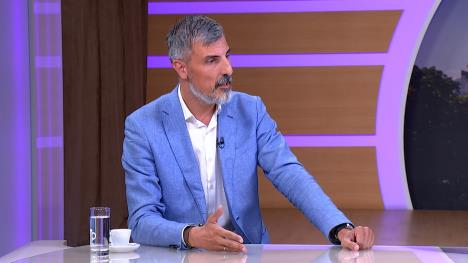 PULS CLEAN.00_09_56_00.Still002.jpg