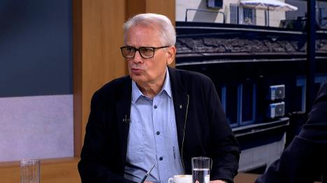 PULS CLEAN.00_14_40_16.Still003.jpg