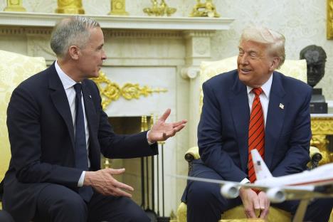 xxx01 AP Evan Vucci.jpg