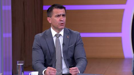 Sequence 04.00_19_07_15.Still005.jpg