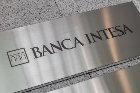 Pločica, foto Banca Intesa.jpg