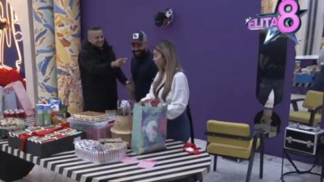 ANELI AHMIĆ STIGAO PRSTEN U ELITU:  Evo ko ga je poslao, Luka nije mogao da veruje