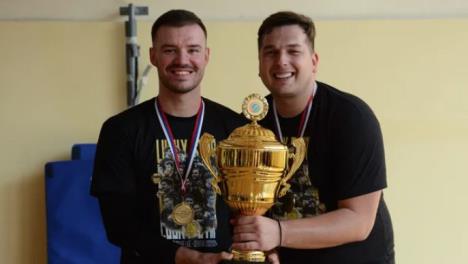 2025-05-13 13_08_34-Odbojkaši klub Lucky Star piše istoriju! Juniori sa Zvezdare treći u Srbiji_ God.jpg