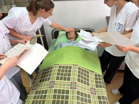 1747136728MEDICINSKE-SESTRE2-FOTO-RINA.jpg