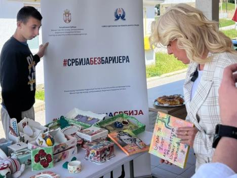 2025-05-14 11_14_49-40 GODINA PODRŠKE I ZAJEDNIŠTVA_ 'Mala škola za decu i roditelje' u Topoli i ove.jpg