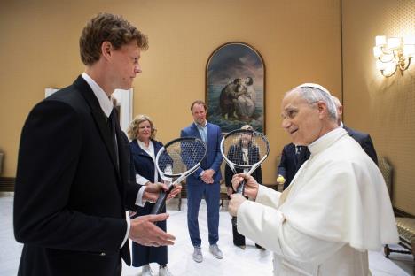 Janik Siner papa Lav XIV