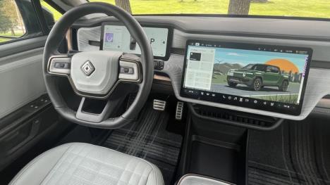 Rivian R1T (6).jpg