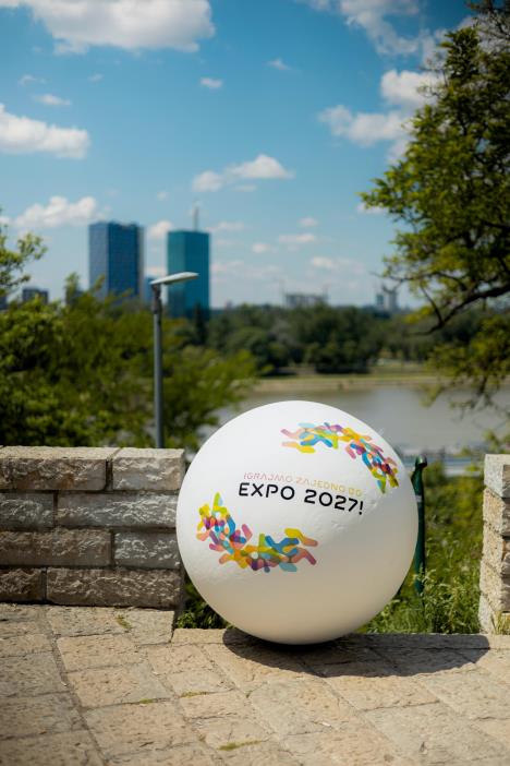 Velika EXPO lopta na Kalemegdanu (Foto EXPO 2027 Beograd).jpg
