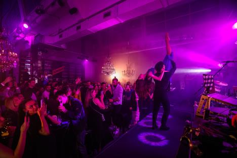 Reveale novog ukusa Purple Schweppes.jpg