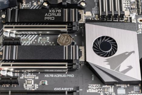 Aorus Supreme.jpg