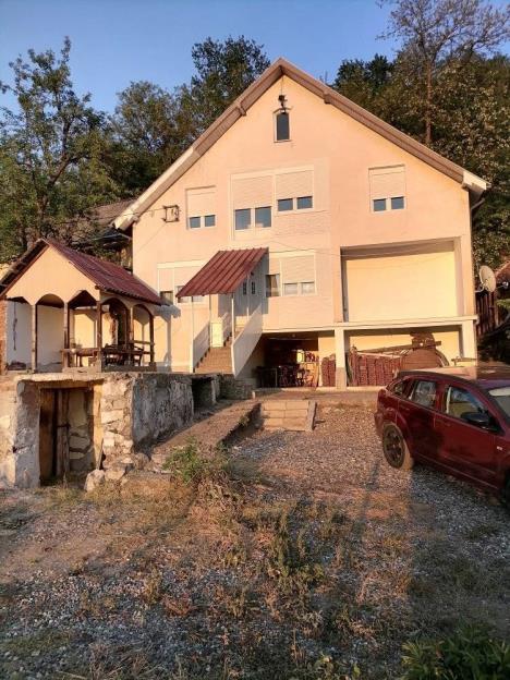 kuća.jpg