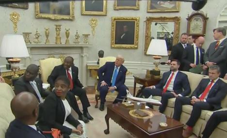 Donald Tramp Sirilo Ramafosa.jpg