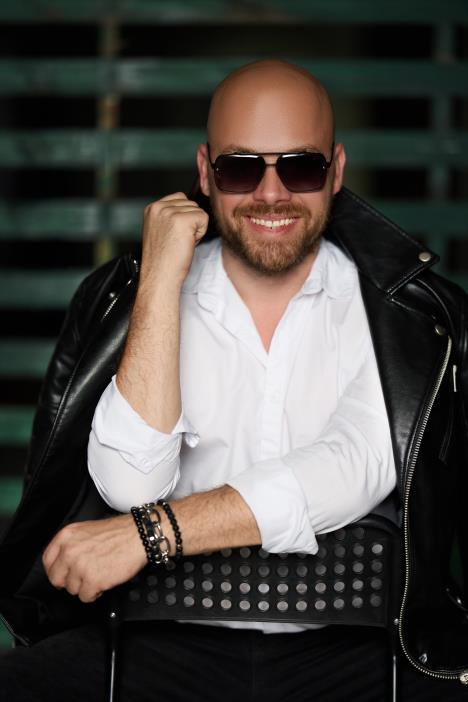 MILAN PAJIC SYLING_4 001.jpg