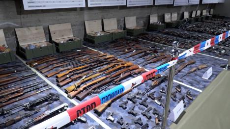 puls clean.00_08_44_06.Still010.jpg