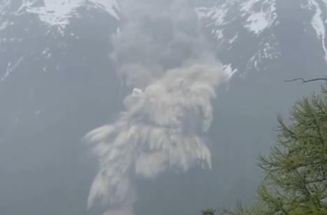 glečer Švajcarska.jpg