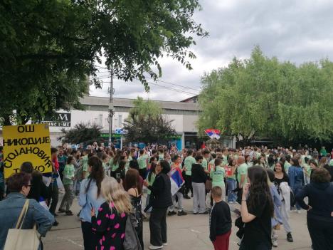 mali maturanti 2.jpg