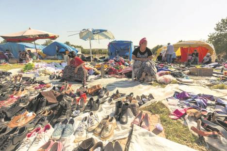 stock-photo-k-klareli-turkey-september-famous-and-traditional-festival-area-of-pavli-peoplo-living-1507468445.jpg
