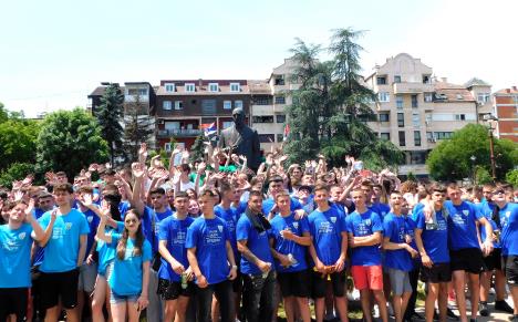 LOZNICA - Fotkanje.JPG