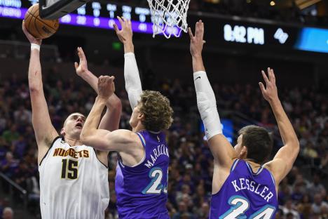 Nikola Jokić Lauri Markanen