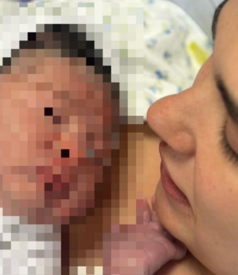 Porodila se supruga Alekse Perovića