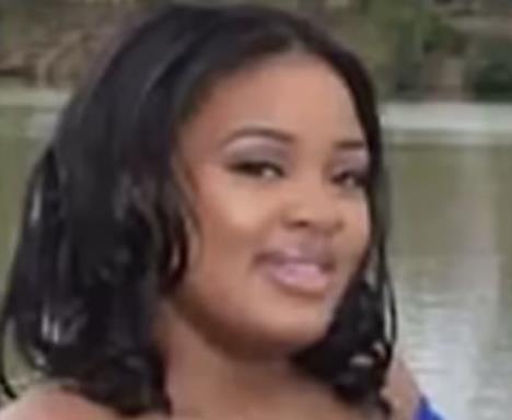 Adriana Smit.jpg