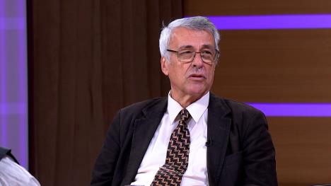 Sequence 08.00_05_52_14.Still001.jpg