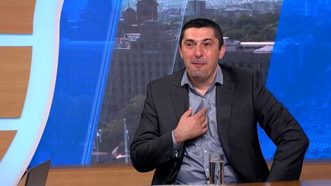 Sequence 11.00_39_33_06.Still003.jpg