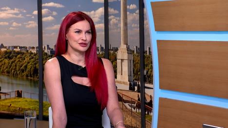 Sequence 13.00_39_24_09.Still004.jpg