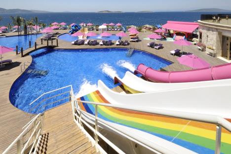 THE PLAZA BODRUM tobogani.jpg