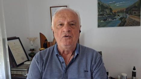 Sequence 01.01_32_36_02.Still005.jpg