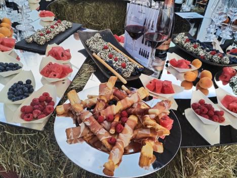 Gondola - jun 2025 - hrana  (8).jpg