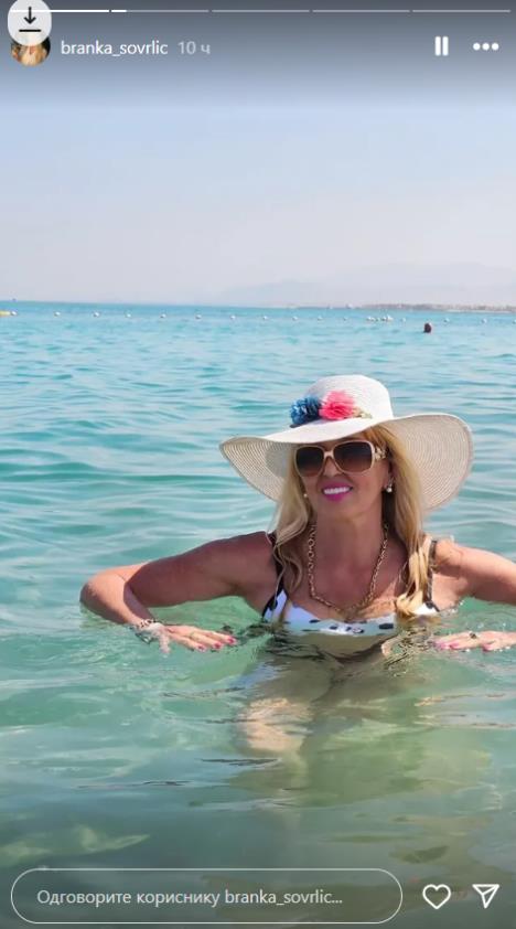 Branka Sovrlić na moru