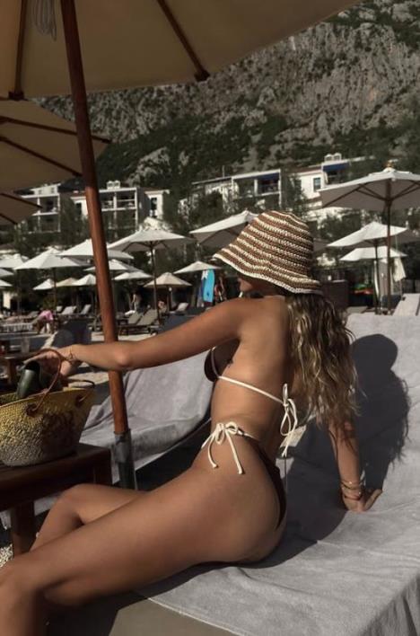 2025-06-30 10_35_35-Sophia Laura Sasic (@sophiasasic) • Фотографије и видео записи на услузи Instagr.jpg