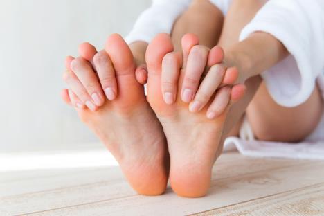 hladne ruke i stopala shutterstock_1651411693.jpg