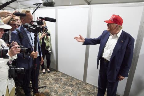 trump02 AP Evan Vucci.jpg