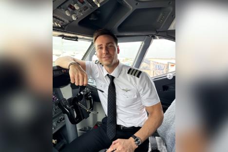 pilot.jpg