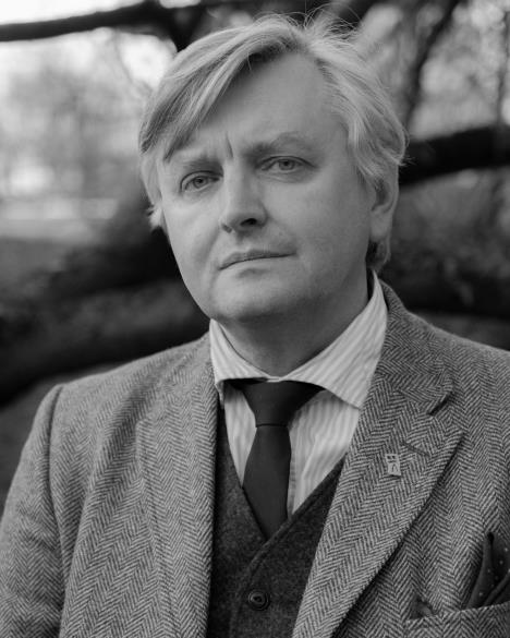 Sergei Loznitsa - portret, 2022_©ATOMS&VOID.jpg