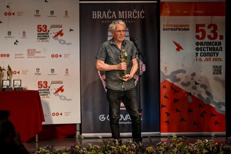 Filmski festival u Sopotu_dodela nagrada_Želimir Žilnik_foto Belkisa Abdulović 03.jpg